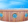 Poolumrandung-Bullauge